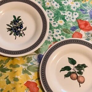Farmers Market Pfaltzgraff 8” Salad Plates (Blueberry & Peach)